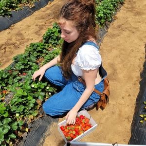 Meet your Posher, Andi